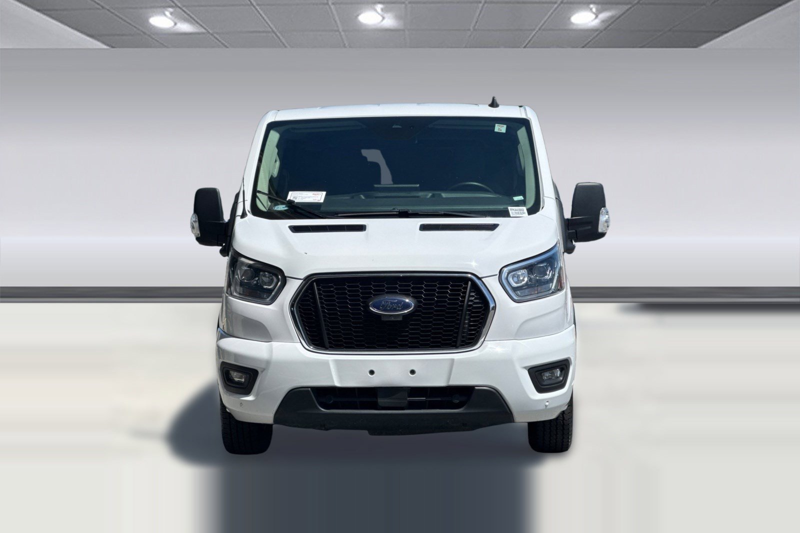 Used 2023 Ford Transit 350 XLT RWD image 5
