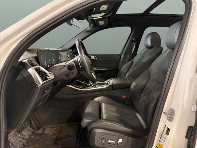Used 2024 BMW X5 xDrive40i AWD/4WD image 15