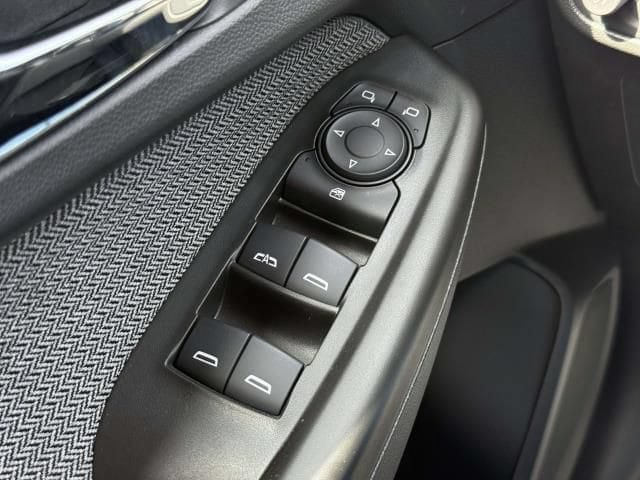Used 2023 Chevrolet TrailBlazer LS FWD image 15