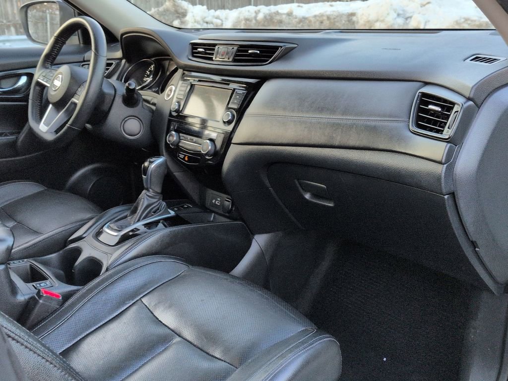 Used 2020 Nissan Rogue SL w/ Premium Package image 23