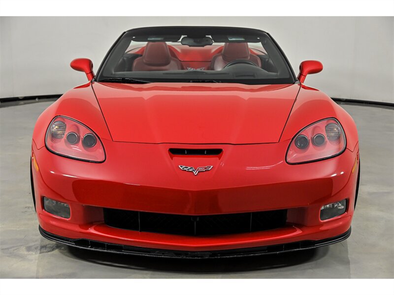 Used 2013 Chevrolet Corvette Grand Sport w/ 3LT Preferred Equipment Group RWD image 4