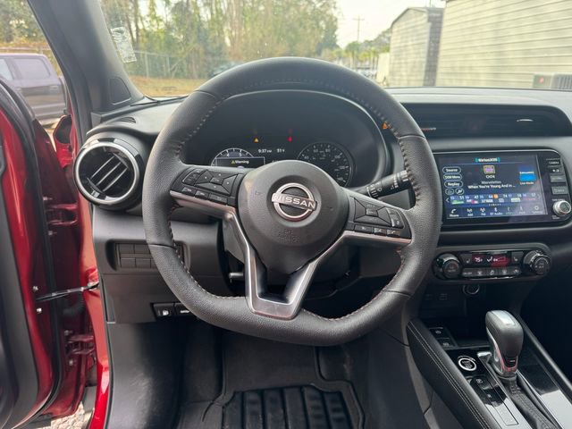 Used 2024 Nissan Kicks SR w/ SR Premium Package image 13