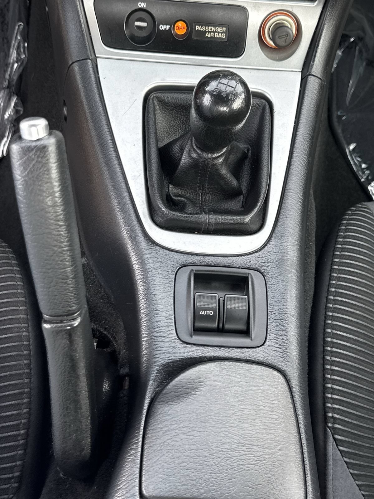Used 2005 MAZDA MX-5 Miata w/ Convenience Pkg RWD image 14