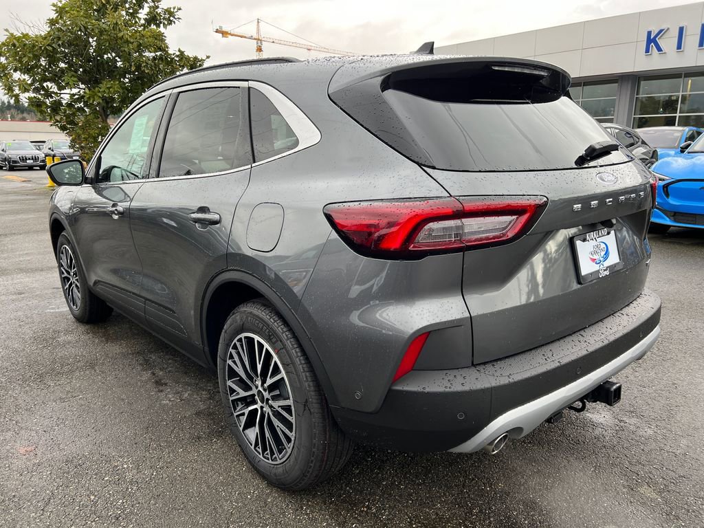 New 2024 Ford Escape SE w/ PHEV Premium Package FWD image 13