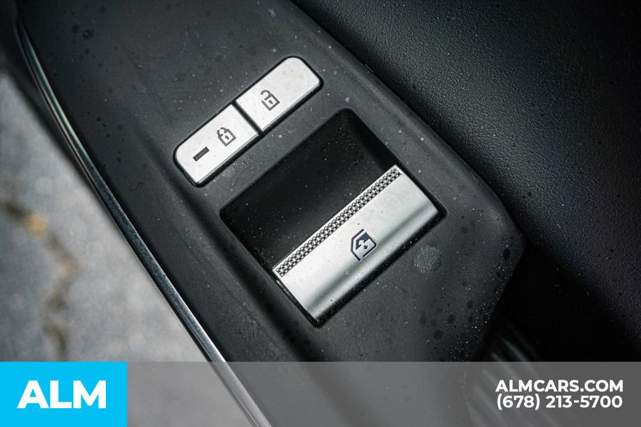 Used 2025 Genesis GV70 2.5T AWD/4WD image 57