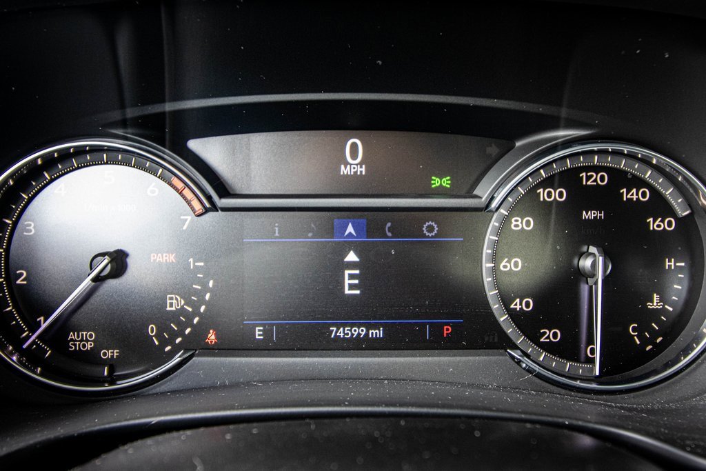 Used 2019 Cadillac XT4 Premium Luxury image 32