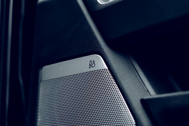 New 2026 Ford F250 Lariat w/ Black Appearance Package image 26