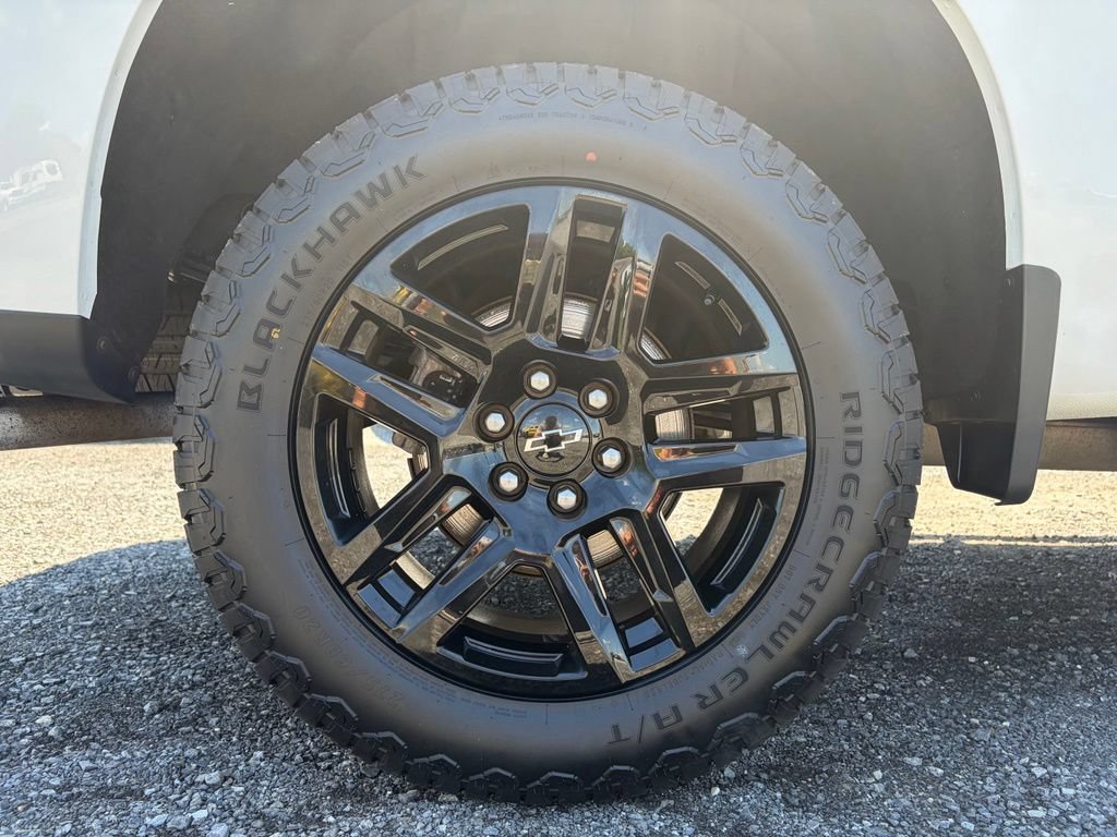 Used 2023 Chevrolet Silverado 1500 RST AWD/4WD image 21