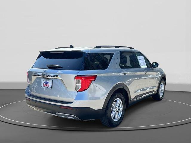 Certified 2022 Ford Explorer XLT w/ Equipment Group 202A image 5