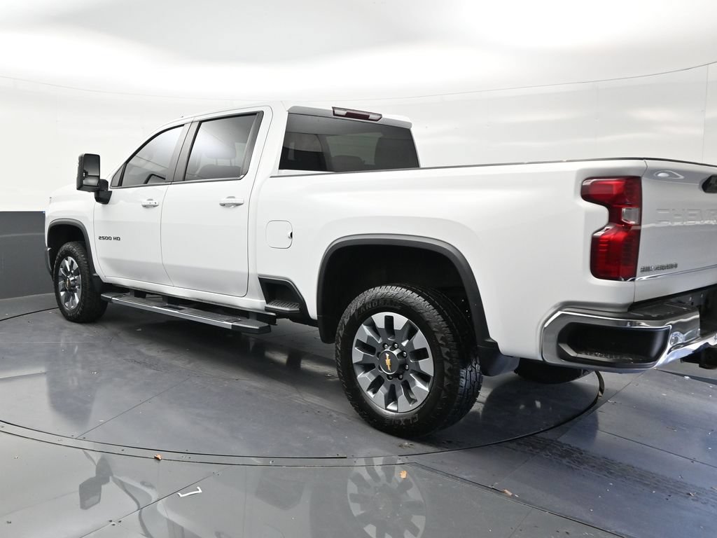 Used 2023 Chevrolet Silverado 2500 LT w/ All Star Edition AWD/4WD image 3