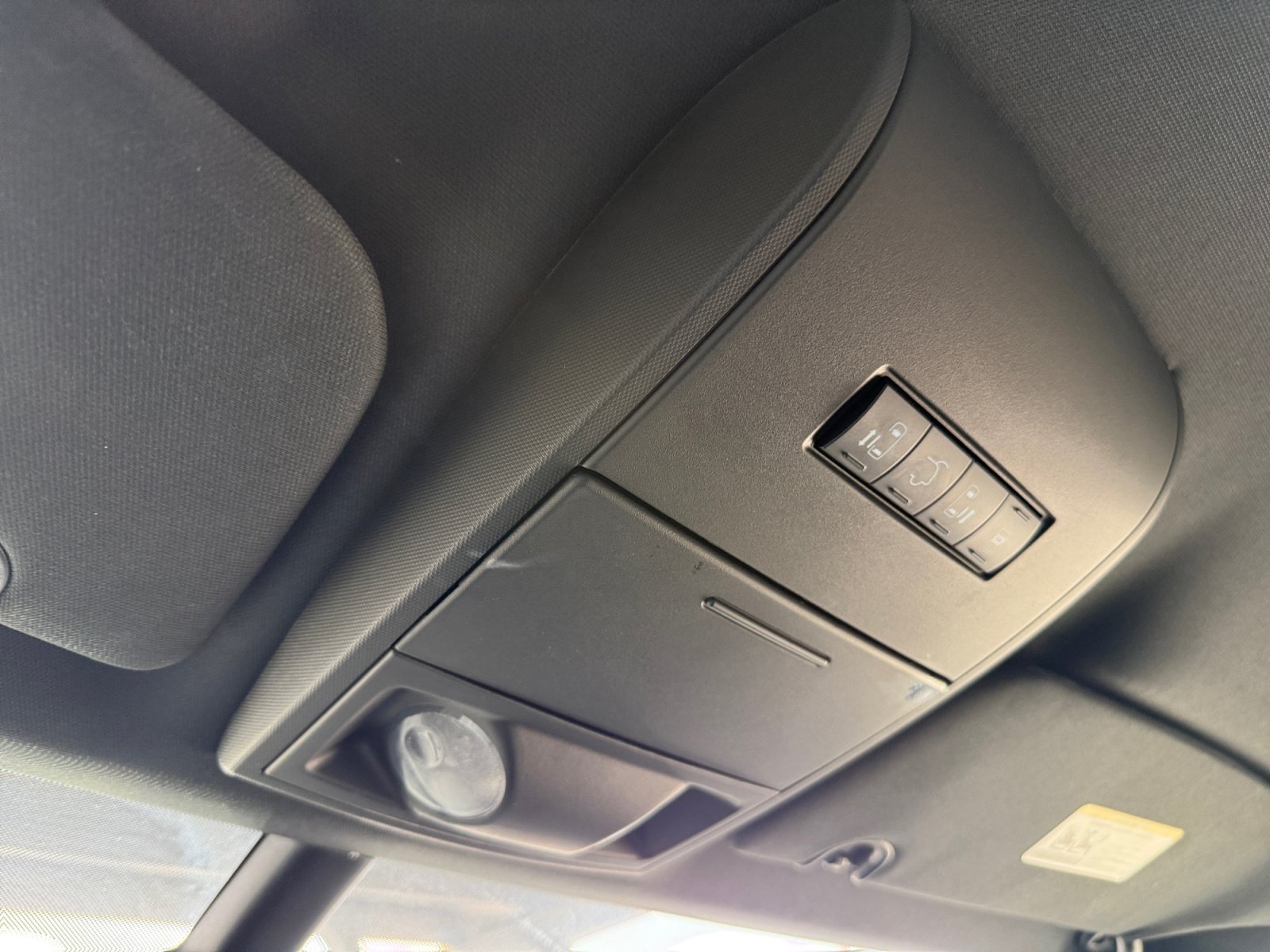 Used 2019 Dodge Grand Caravan SXT FWD image 21