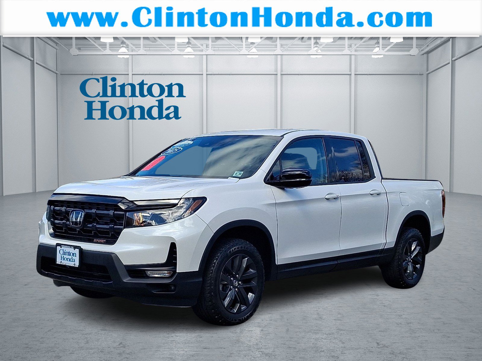 Certified 2025 Honda Ridgeline Sport image 1
