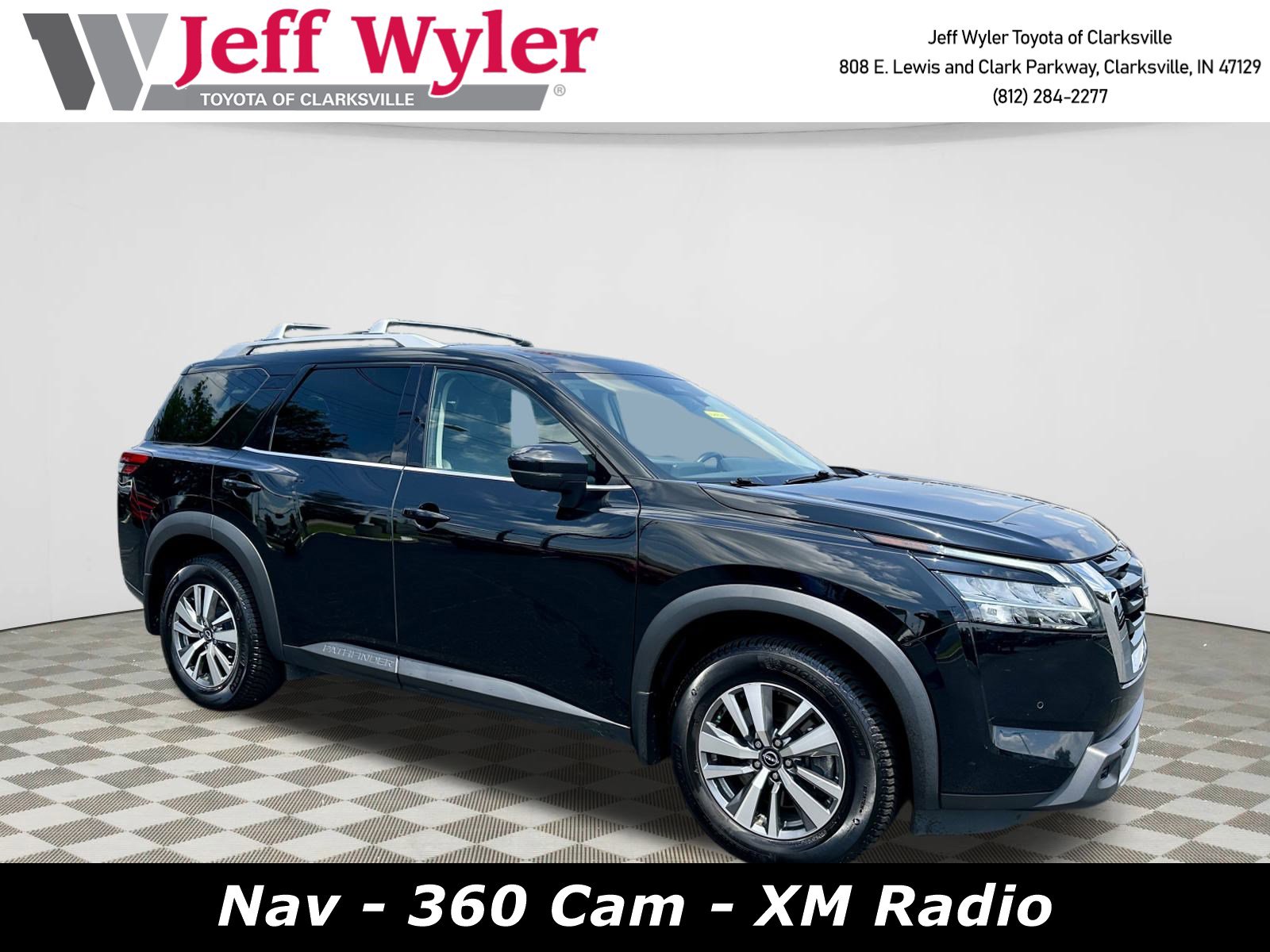 Used 2023 Nissan Pathfinder SL