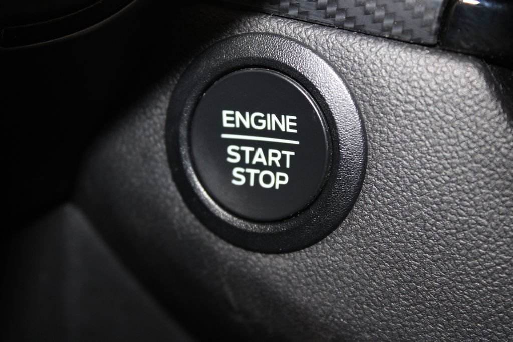 Used 2025 Ford Escape ST-Line AWD/4WD image 40