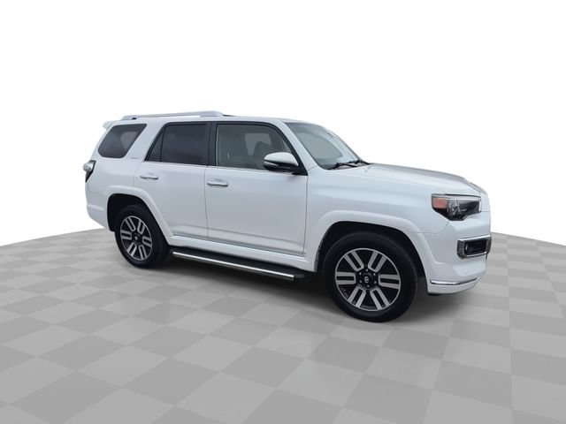 Used 2018 Toyota 4Runner Limited AWD/4WD image 2
