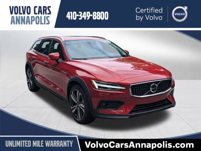 Certified 2024 Volvo V60 B5 Cross Country Plus