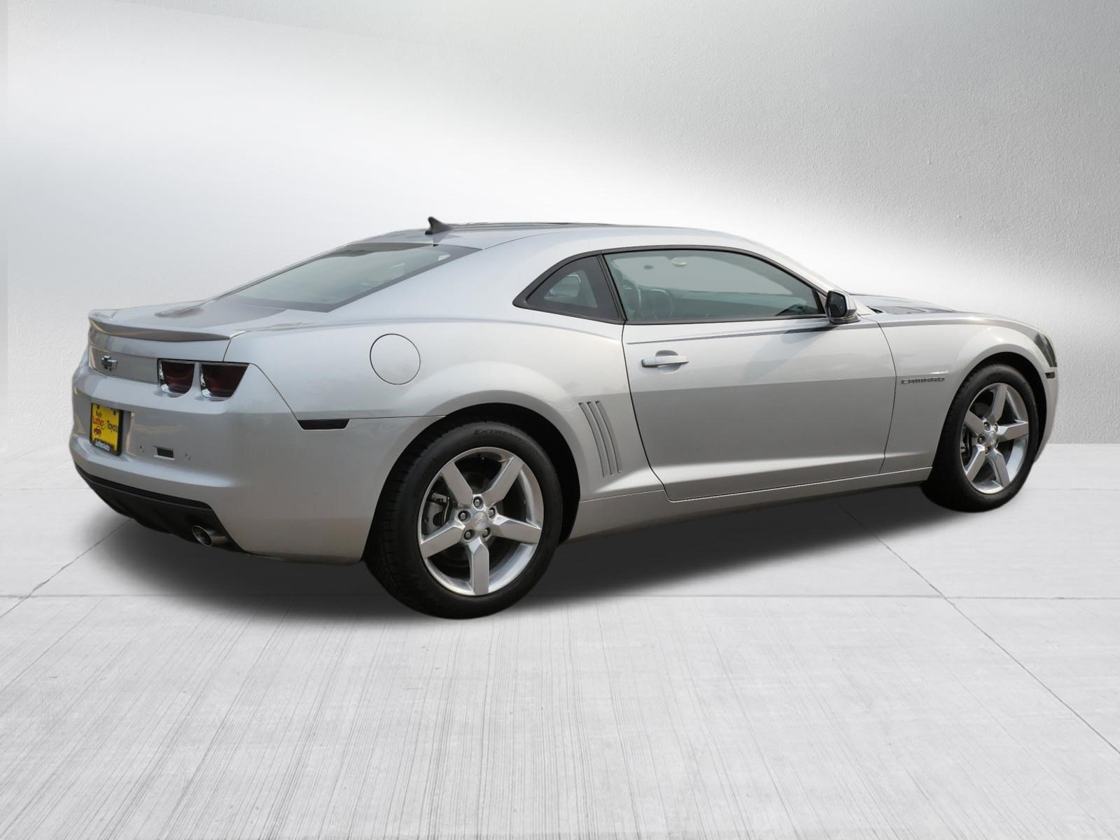 Used 2011 Chevrolet Camaro LT RWD image 7