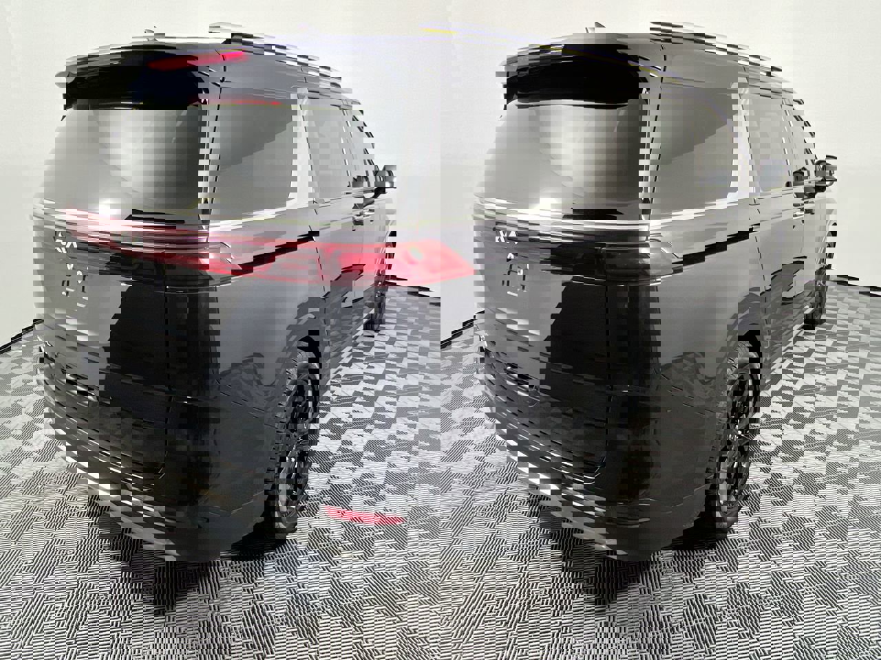 Certified 2024 Kia Carnival SX Prestige image 3