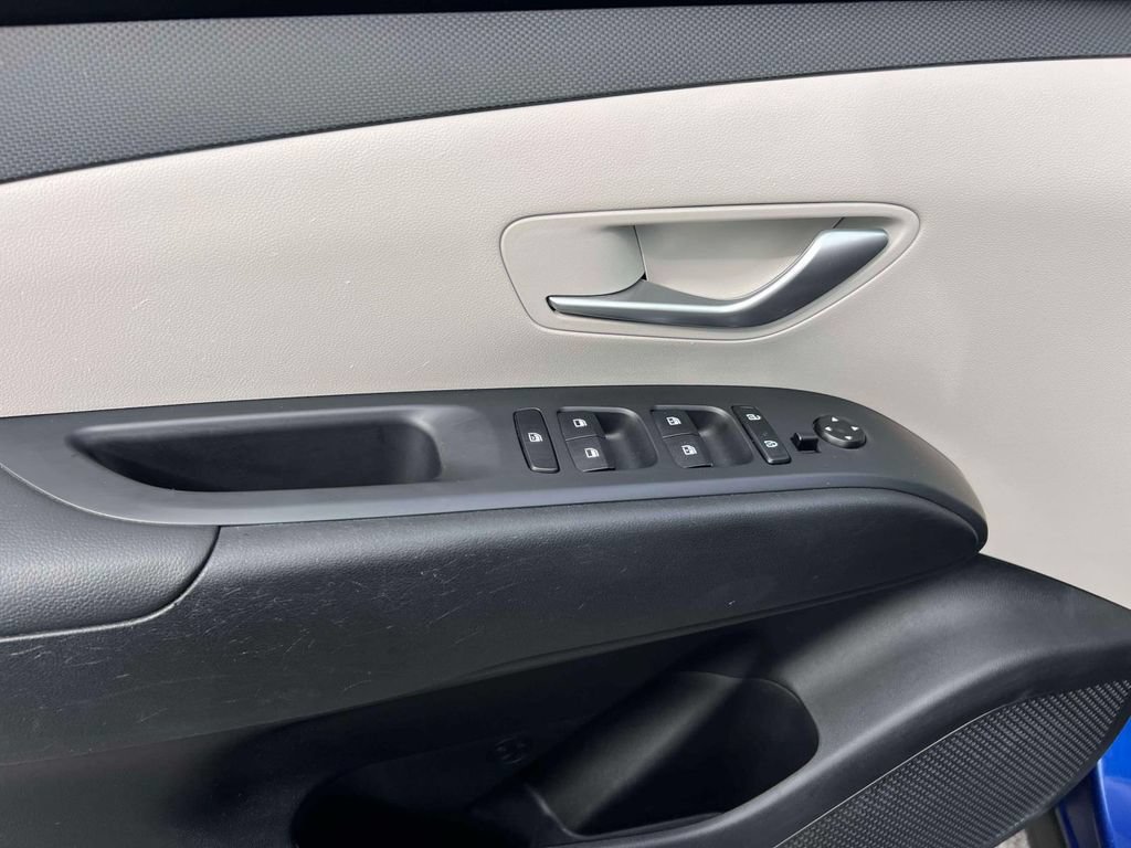 Certified 2023 Hyundai Tucson SEL AWD/4WD image 16