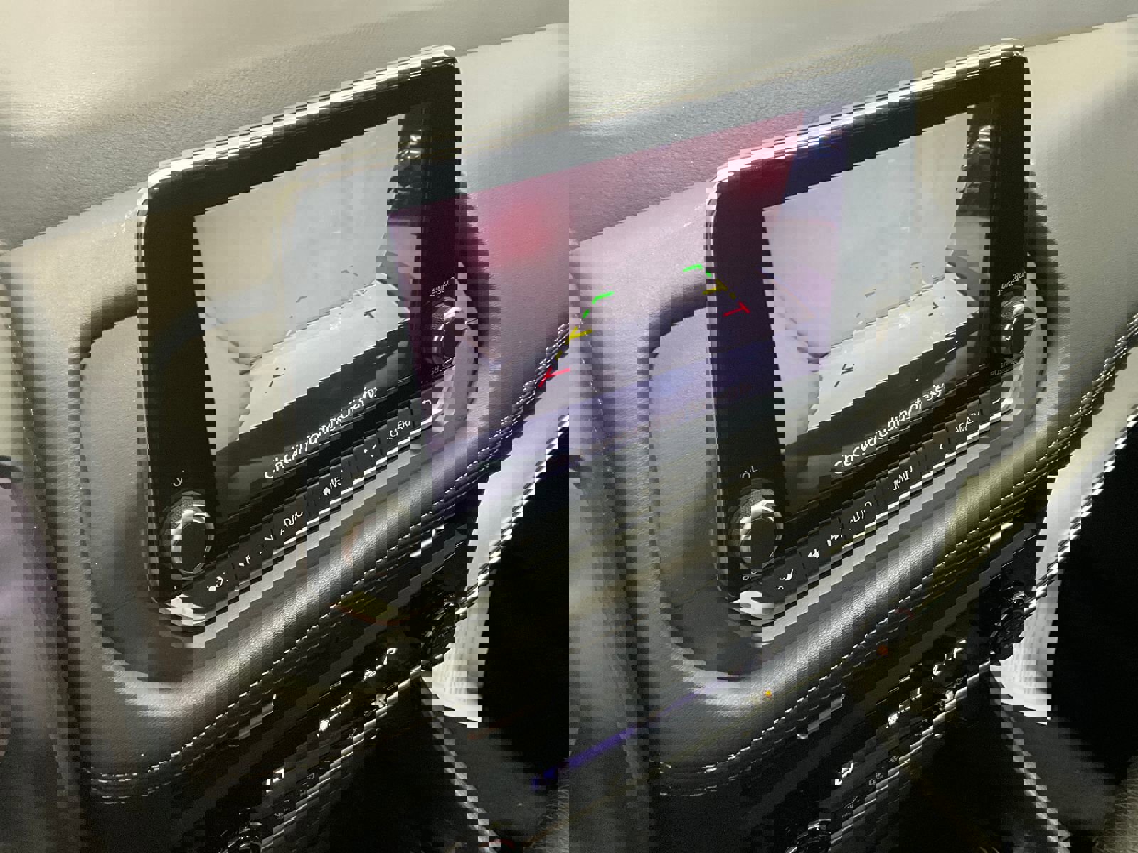 Used 2024 Nissan Rogue SV image 18