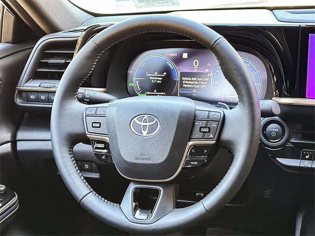 New 2025 Toyota Crown Signia XLE image 22