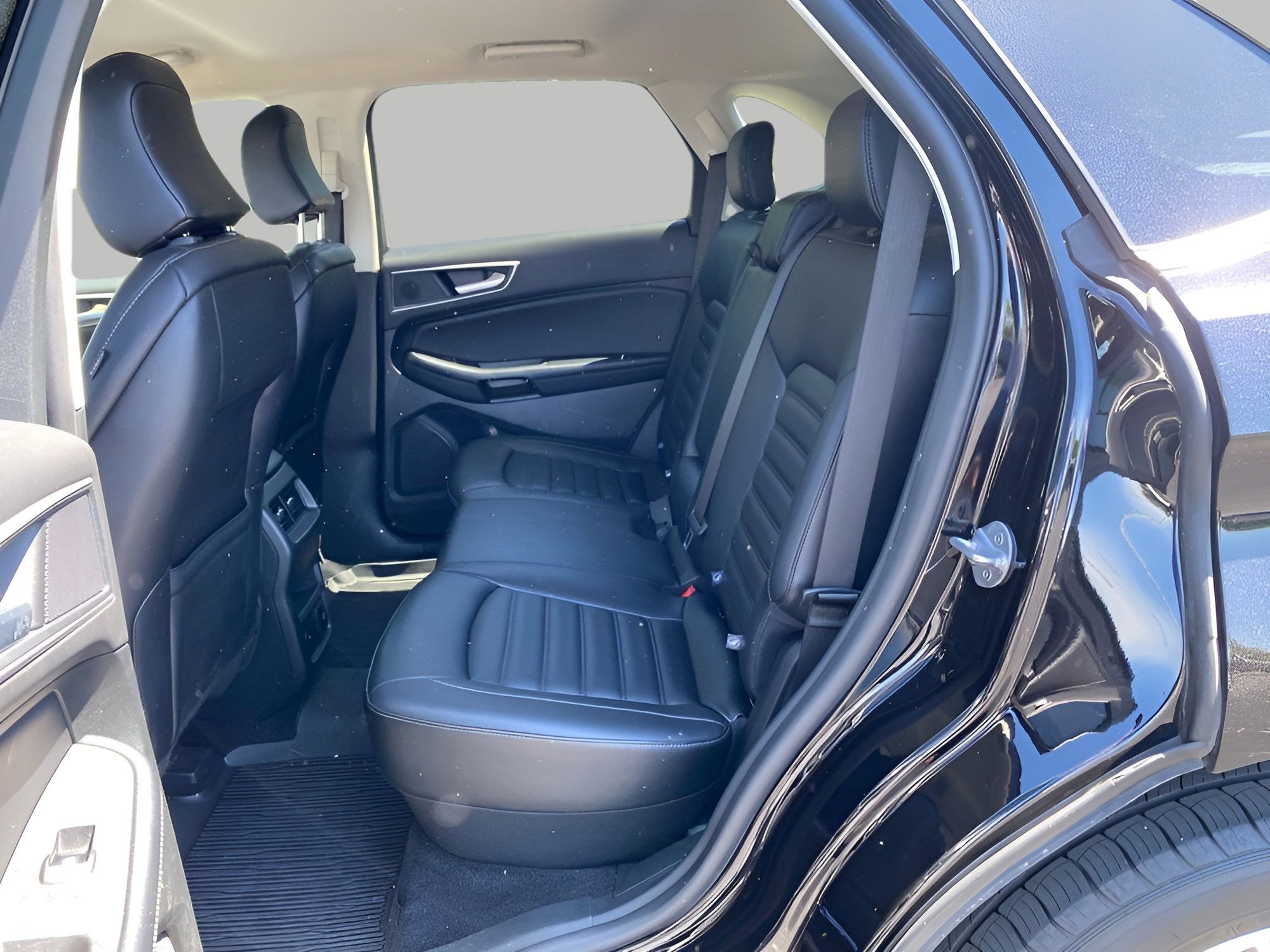 Used 2024 Ford Edge SEL w/ Convenience Package AWD/4WD image 6