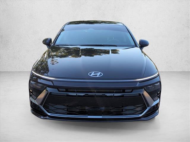 Used 2025 Hyundai Sonata SEL FWD image 2
