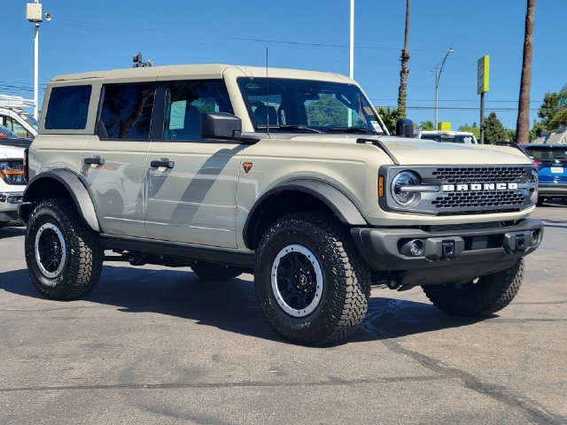 New 2026 Ford Bronco Badlands w/ Sasquatch Package AWD/4WD image 25