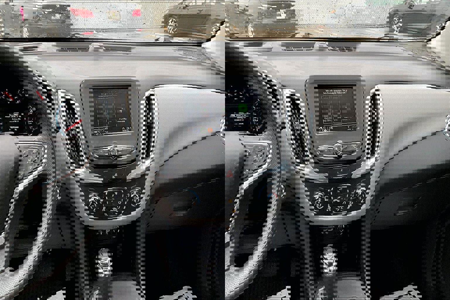 Used 2021 Chevrolet Equinox LS w/ LS Convenience Package image 6