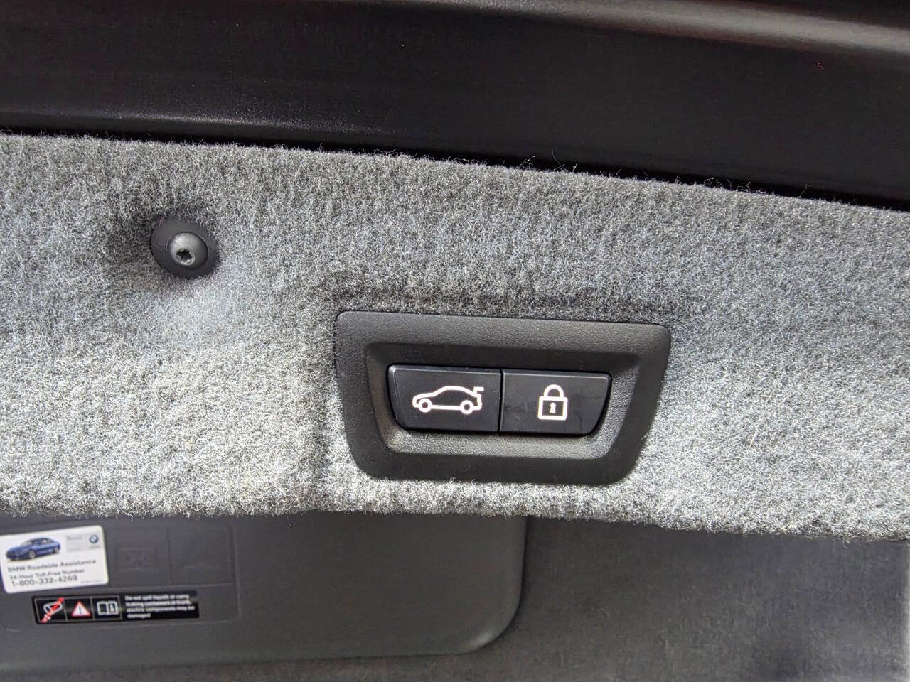 Used 2015 BMW 750Li image 34