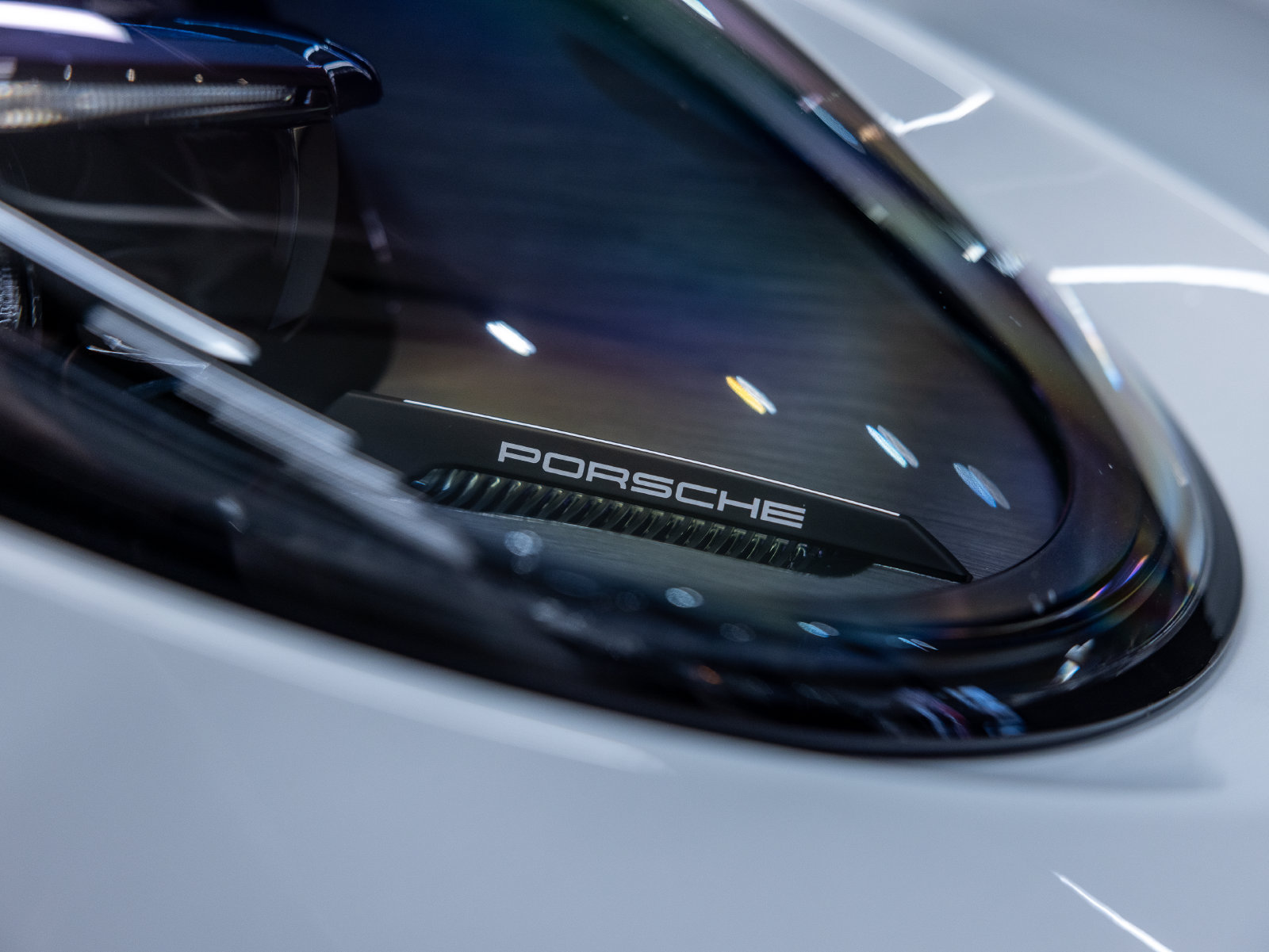 Certified 2026 Porsche 911 GT3 w/ Lightweight Package In Black RWD image 18