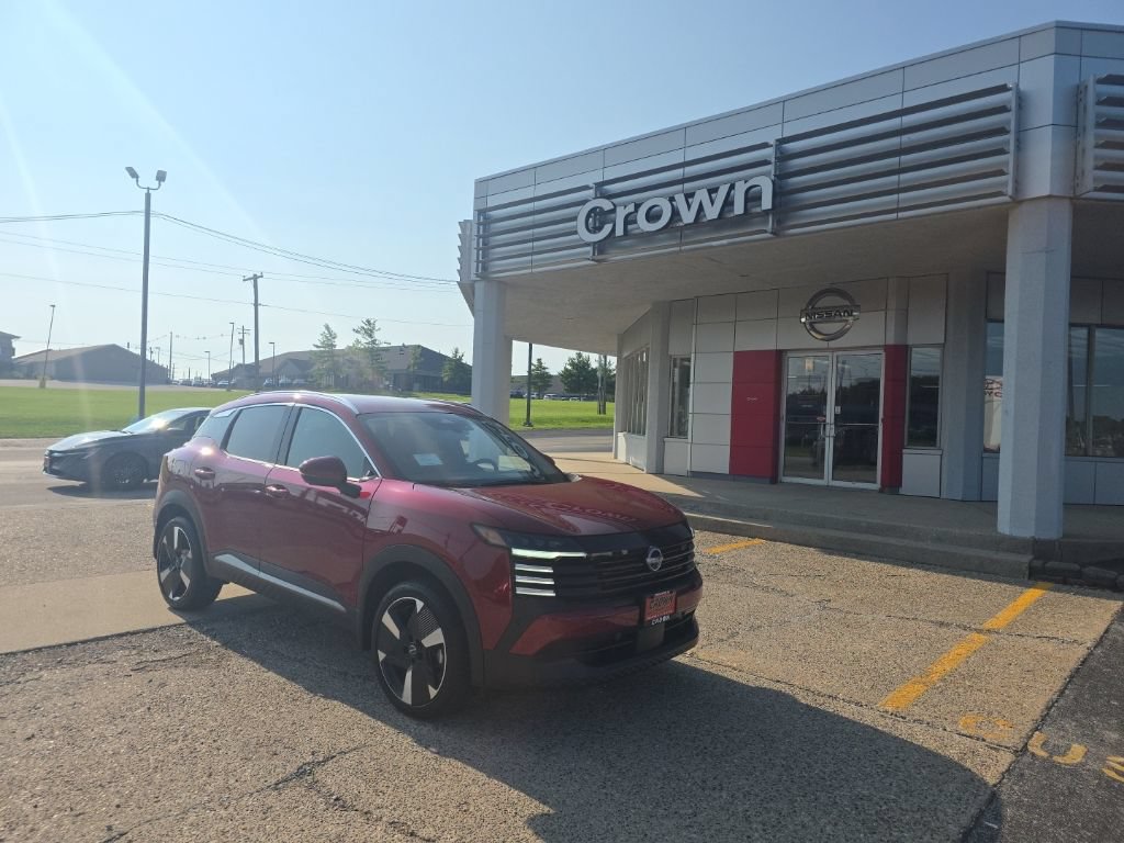 Certified 2025 Nissan Kicks SR AWD/4WD video 1