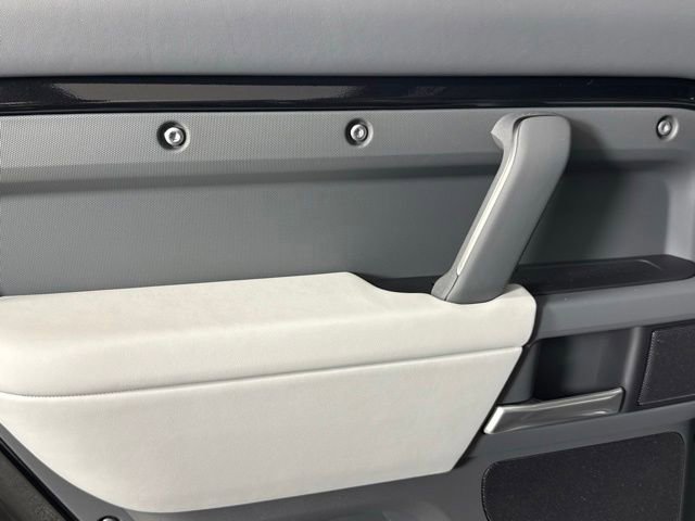 New 2026 Land Rover Defender 110 S AWD/4WD image 21