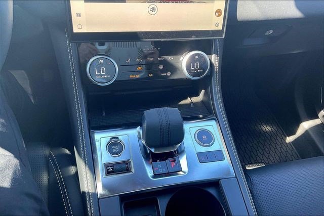 New 2024 Jaguar F-PACE R-Dynamic S image 36