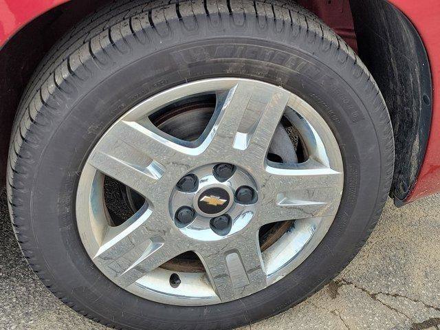 Used 2010 Chevrolet HHR LT image 30