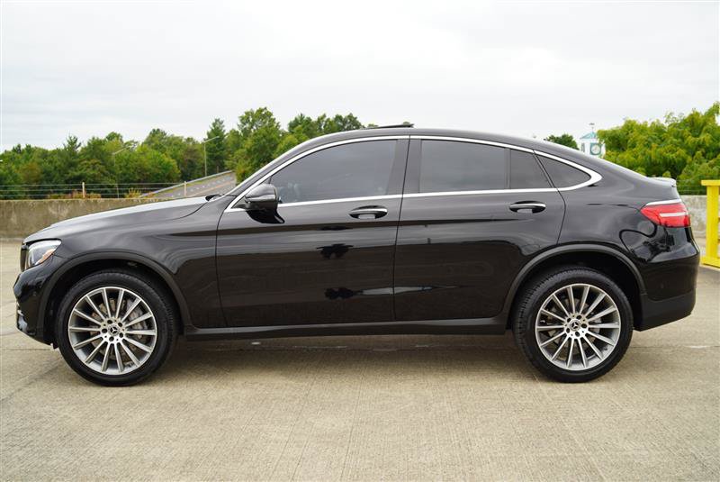 Used 2019 Mercedes-Benz GLC 300 4MATIC Coupe image 3