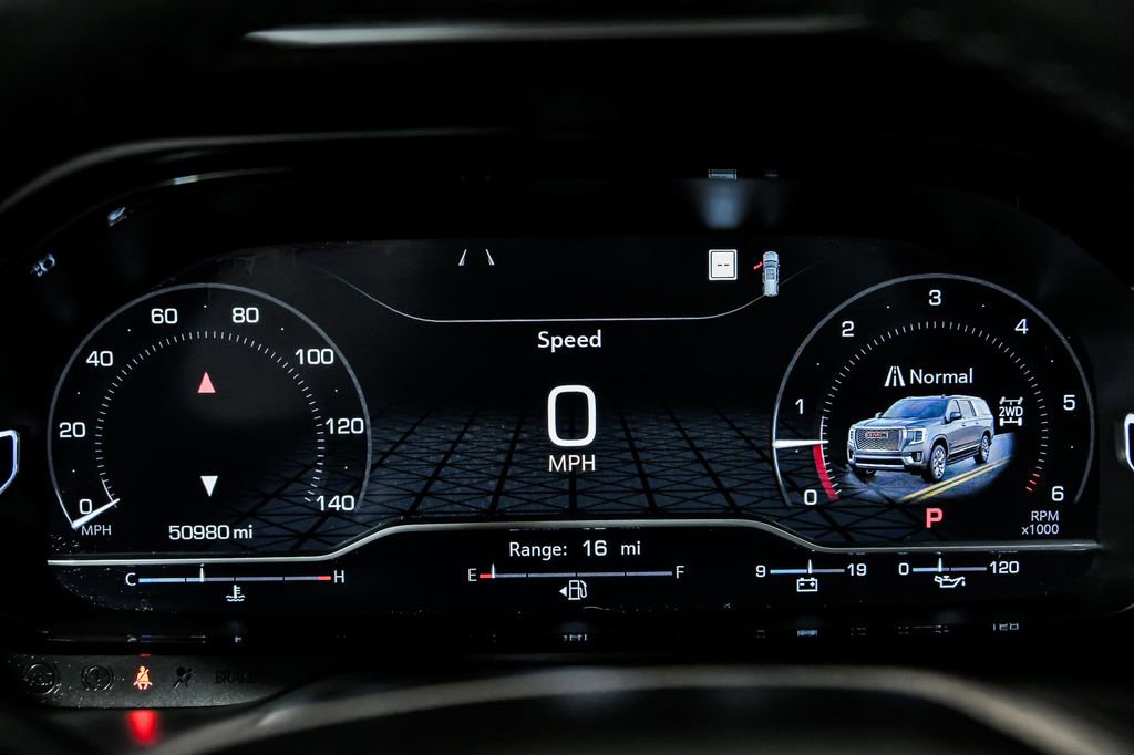 Used 2023 GMC Yukon Denali Ultimate image 20