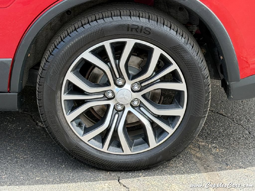 Used 2017 Mitsubishi Outlander ES AWD/4WD image 53