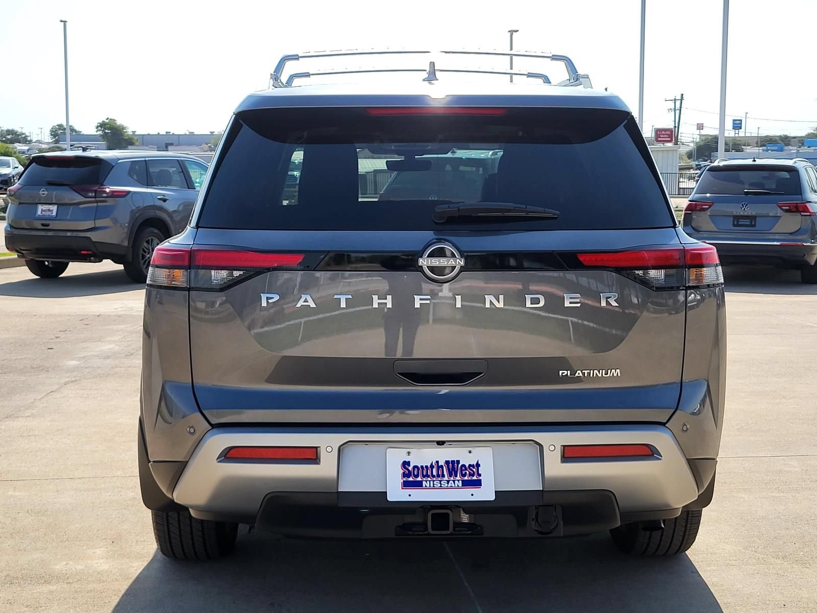 Certified 2025 Nissan Pathfinder Platinum w/ Cargo Package FWD image 6