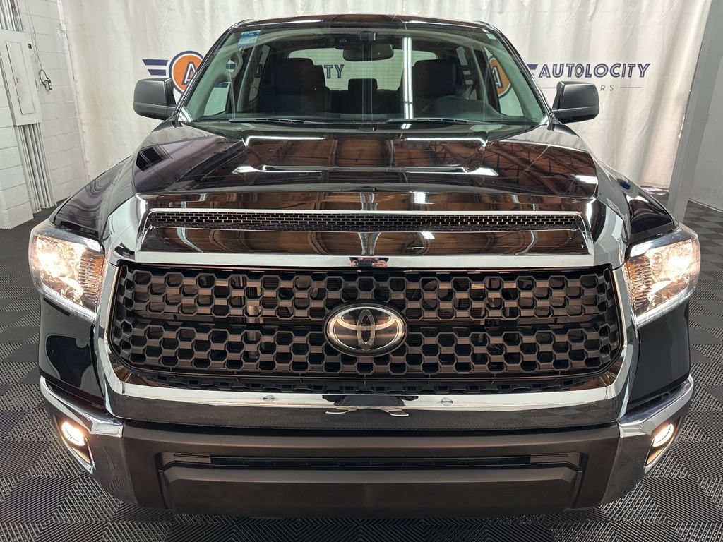 Used 2021 Toyota Tundra SR5 AWD/4WD image 4