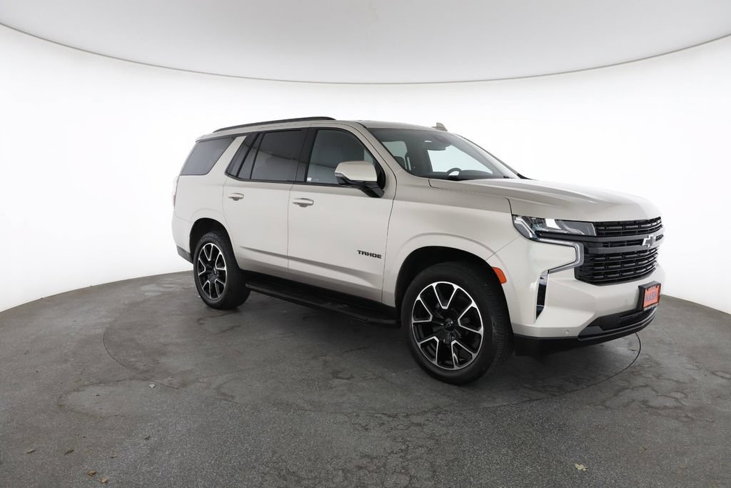 Used 2023 Chevrolet Tahoe RST w/ Luxury Package RWD image 2