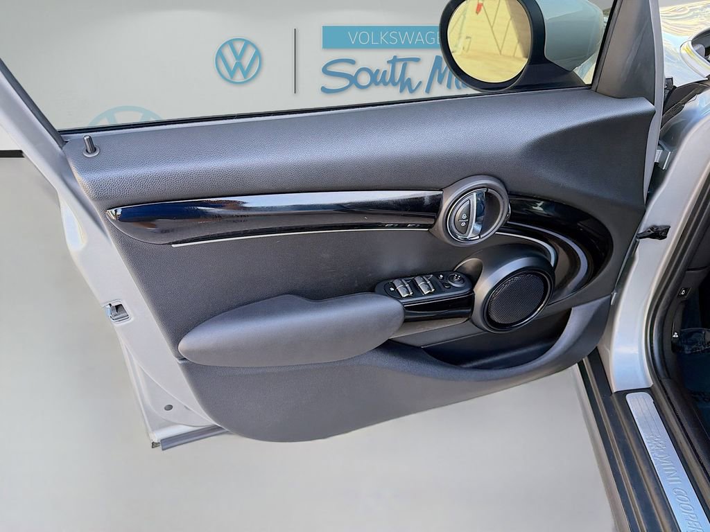 Used 2024 MINI Cooper S image 19