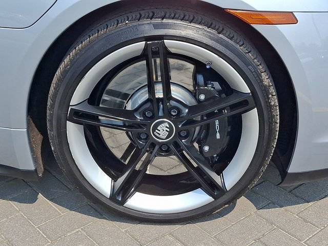 Used 2024 Porsche Taycan 4S AWD/4WD image 26