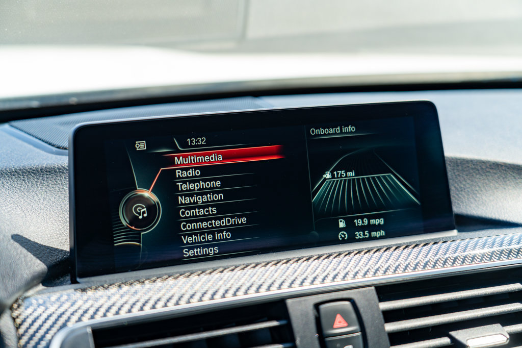 Used 2016 BMW M4 Coupe w/ Competition Package RWD image 18