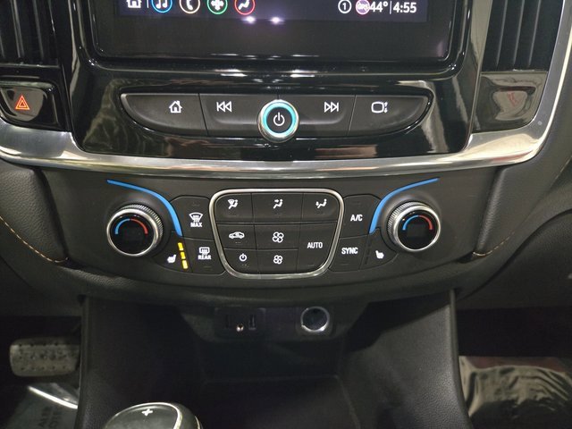 Used 2020 Chevrolet Traverse LT image 25