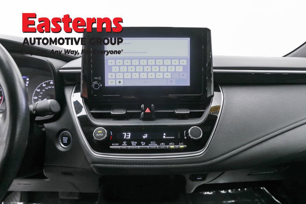 Used 2023 Toyota Corolla SE image 12