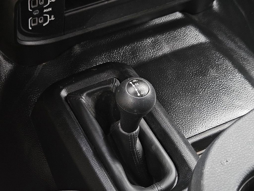 Used 2024 RAM 3500 Tradesman w/ Chrome Appearance Group image 22