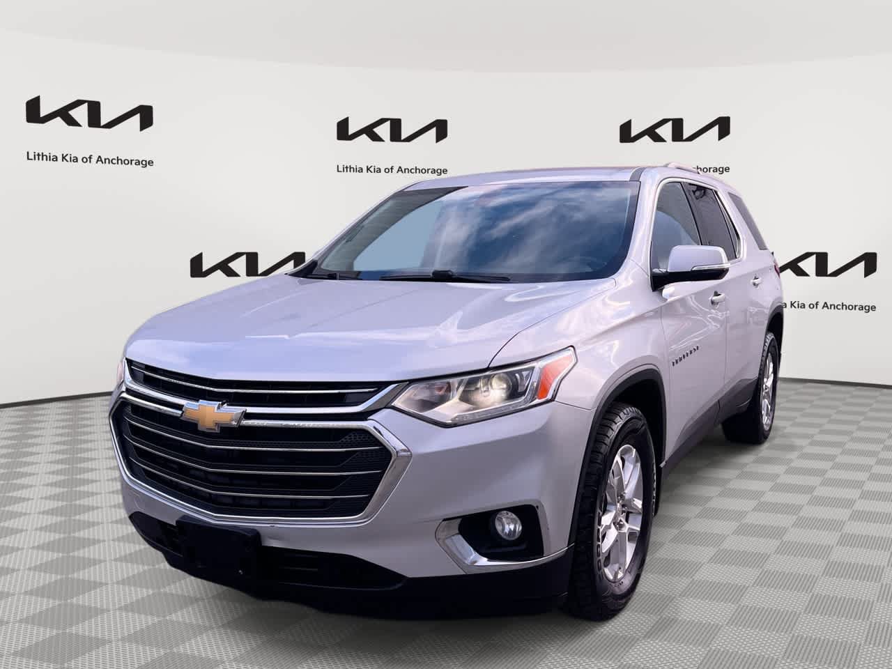 Used 2018 Chevrolet Traverse LT w/ LPO, Floor Liner Package