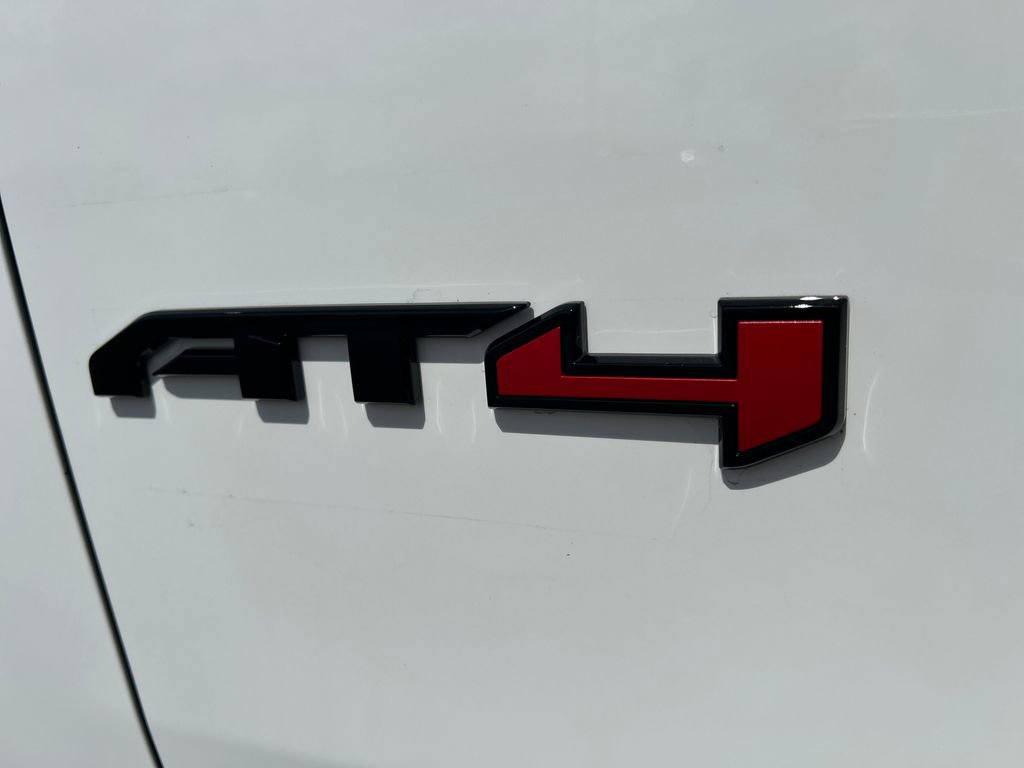 New 2026 GMC Yukon XL AT4 image 58