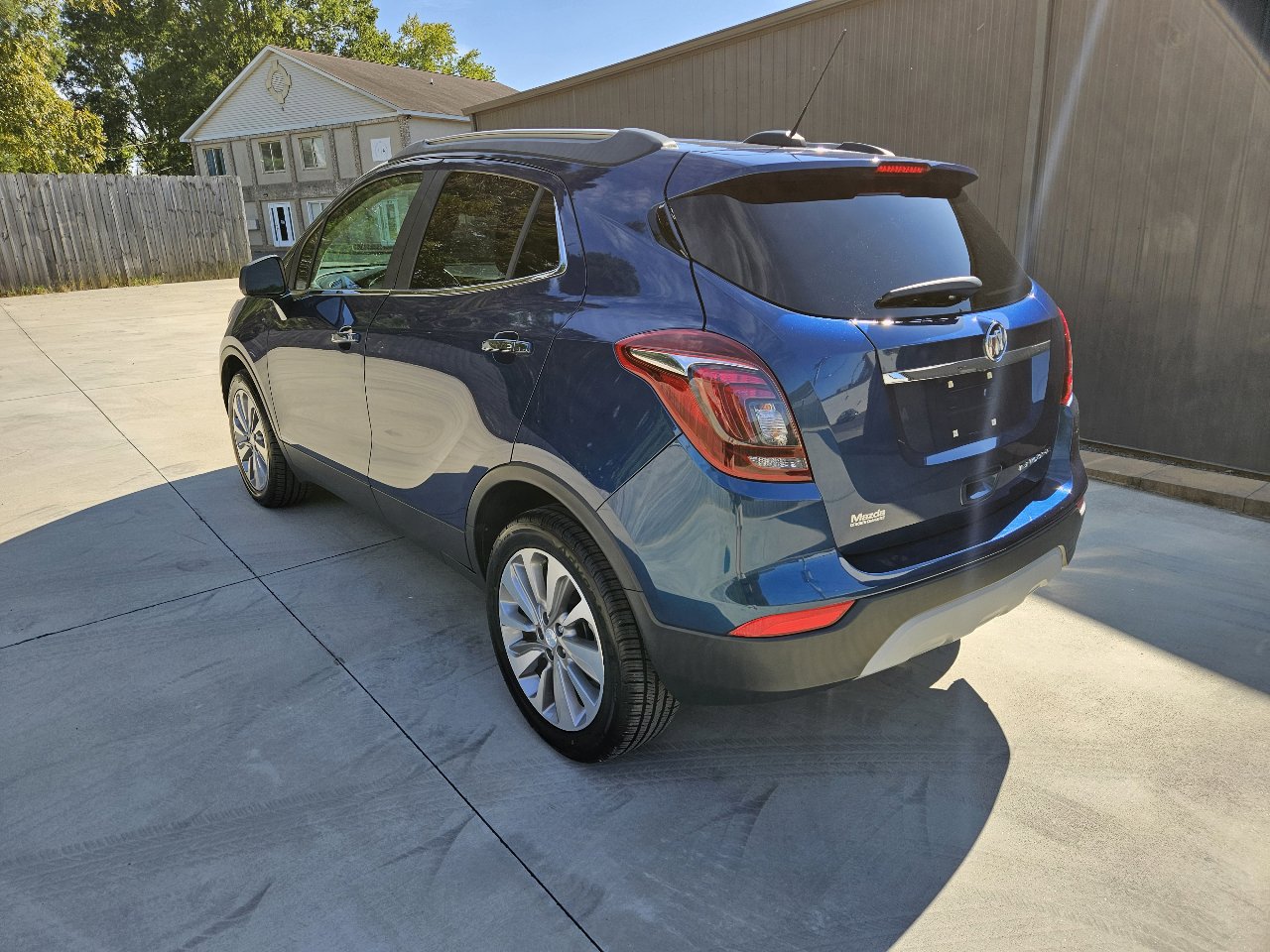 Used 2020 Buick Encore Preferred image 6